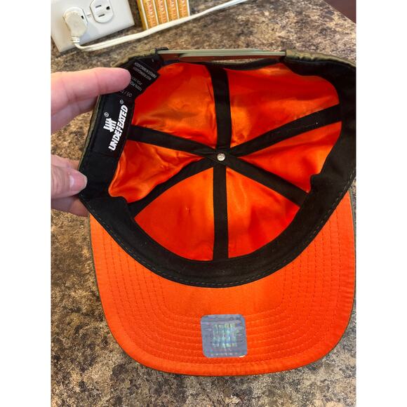 Undefeated Men Green Satin Snapback Baseball Trucker Hat One Size - Picture 7 of 7